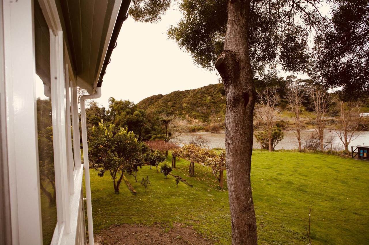 Hotel The Signal Box à Whanganui Extérieur photo